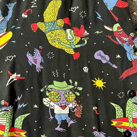 Fun Spacey Button-down Blouse - Picture 7 of 7